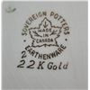 Image 2 : Sovereign Potters Earthenware 22 Kt. Gold Dishes Made in Canada