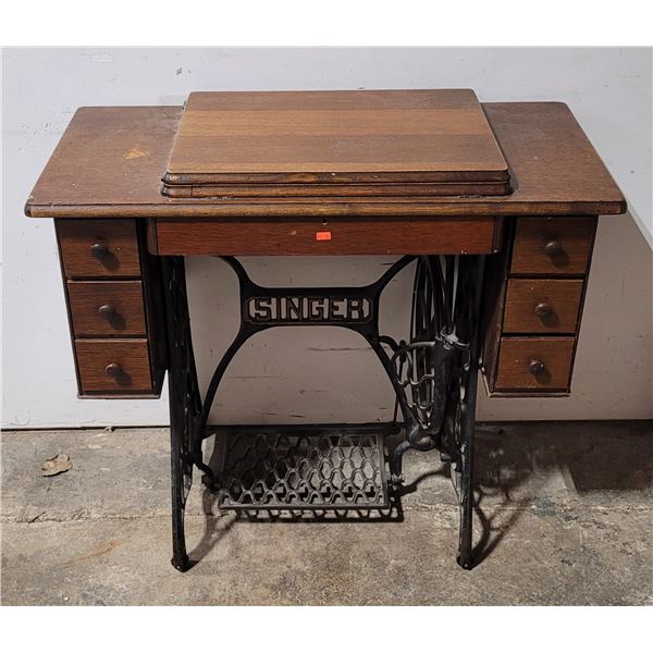 Antique Cast Iron Singer Sewing Machine Table w/ Treadle Base