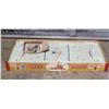 Image 2 : VTG Wooden Pro Hockey Game w/ Authentic NHL Teams