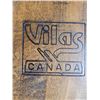 Image 2 : VTG Vilas Maple Pedestal Tripod Table Made in Canada
