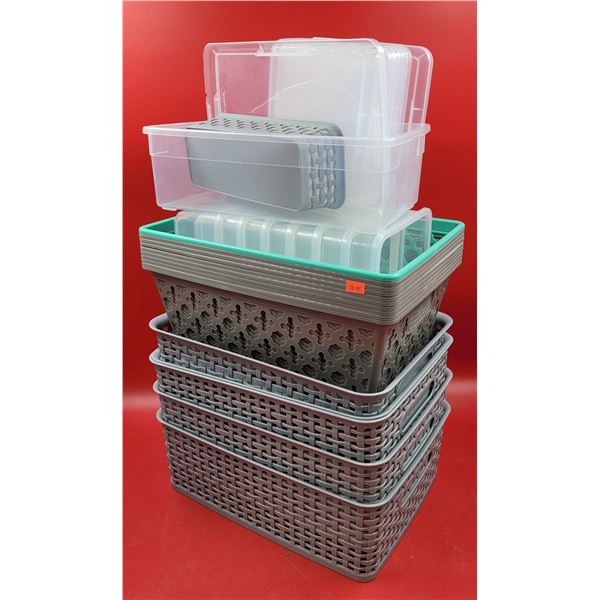 Lot of Assorted Plastic Organizers