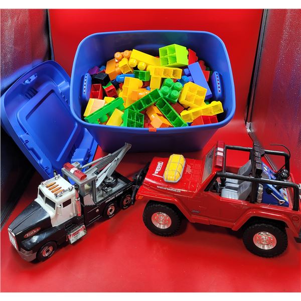 Tonka Tow Truck, Jeep & Bin Full Of Mega Blocks