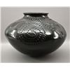 Image 2 : MATA ORTIZ POTTERY OLLA (LYDIA QUEZADA)