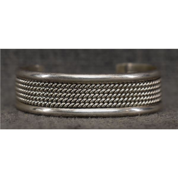 NAVAJO BRACELET (TAHE)