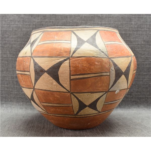 ACOMA POTTERY JAR
