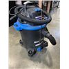 Image 2 : MASTERCRAFT 30L 4HP SHOP VAC, WORKING