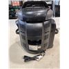 Image 3 : NINJA PRESSURE COOKER AND AIR FRYER - WORKING