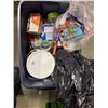 Image 1 : TOTE OF RENO SUPPLIES