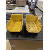 Image 2 : 2 VINTAGE TONKA TRUCKS