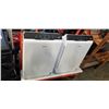Image 1 : 2 WINIX PORTABLE PLASMA WAVE AIR PURIFIERS BOTH WORKING ONE NEEDS FILTER