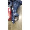 Image 2 : HONDA 4 STROKE 9.9 HP OUTBOARD MOTOR WITH GAS TANK