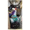 Image 2 : PALLET OF ASSORTED GOODS, CONTENTS OF REPOSESSSED VEHICLES, BIN NOT INCLUDED