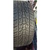Image 3 : 4  ROADIAN  265/35 R22 TIRES ON RIMS