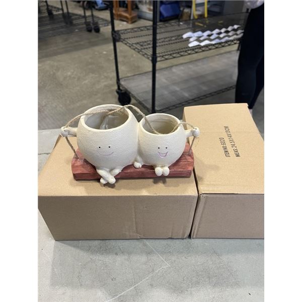 2 NEW SWING PLANTERS HANGING SETS