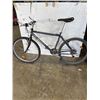 Image 1 : GREY BLUE SCOTT BIKE