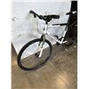Image 3 : WHITE ROCKY MOUNTAIN BIKE