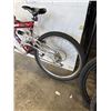 Image 2 : RED CARRERA BIKE