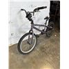 Image 3 : LIGHT PURPLE AVIGO BIKE