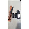 Image 2 : KA-BAR OLEAN NY KNIFE IN SHEATH AND SET OF 8X21 BINOCULARS IN CASE