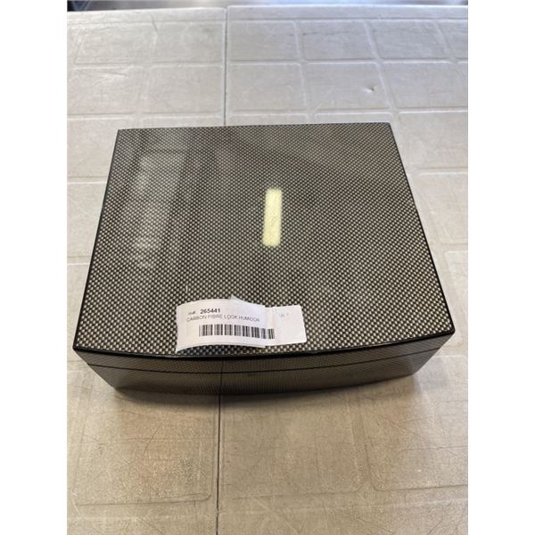 CARBON FIBRE LOOK HUMIDOR