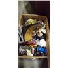 Image 1 : ASSORTEE COLLECTIBLES AND TECH DECK SKATEBOARDS AND RAMPS ETC