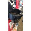 Image 2 : INSIGNIA 4.8L AIR FRYER - TESTED WORKING, RETAIL $79