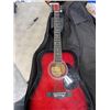 Image 2 : HUNTINGTON ACCOUSTIC GUITAR IN CASE