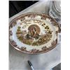 Image 2 : GIFTCRAFT TURKEY PLATTER AND WHITE PORCELAIN TUREEN AND PLATTER