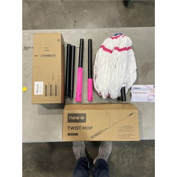 2 NEW SELF WRINGING FLOOR MOP SETS