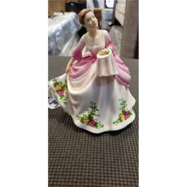 ROYAL DOULTON PRETTY LADIES JULIA