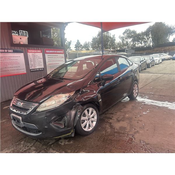 2011 FORD FIESTA