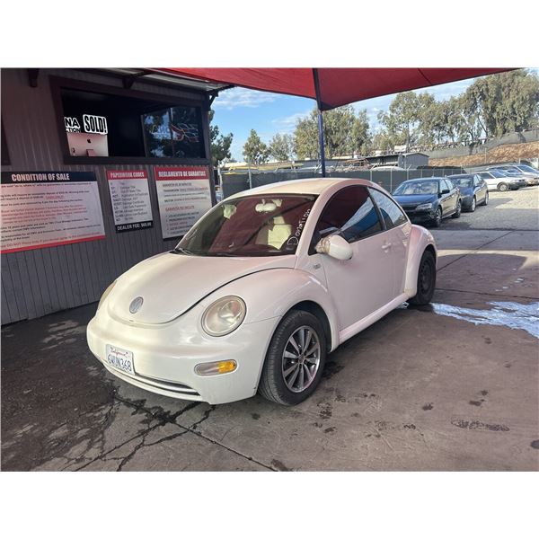 2003 VOLKSWAGEN NEW BEETLE