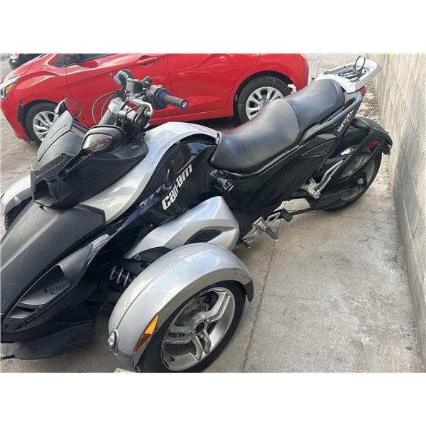 2008 CAN-AM SPYDER