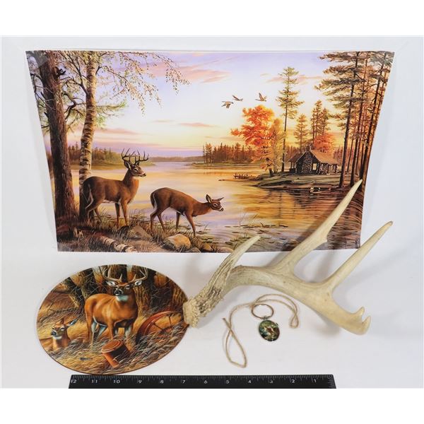 VIBRANT YELLOW VINTAGE STYLE WILDLIFE CANVAS PRINT