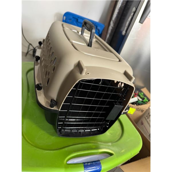 Pet crate