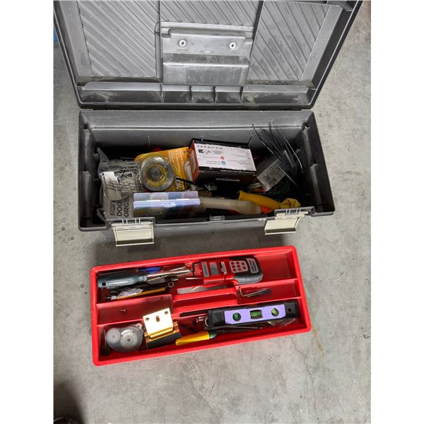 Rubbermaid toolbox and contents