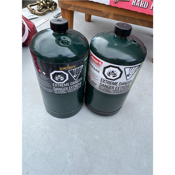 2 propane bottles
