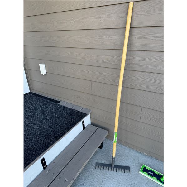 Garden rake