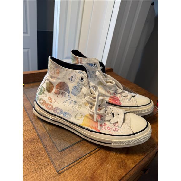 Converse shoes, size men's 10, women's 12