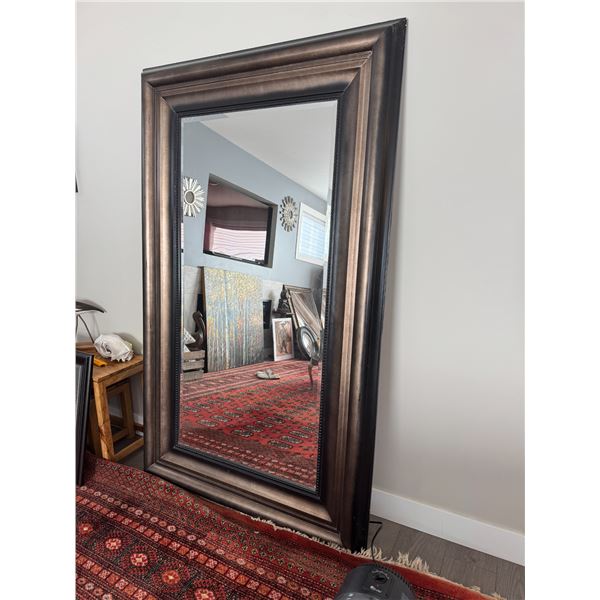 Very large mirror measures 48"x78"