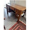 Image 2 : antique Mission or Arts & Crafts quarter sawn oak writing desk. 45" x 28" x 20 1/2.
