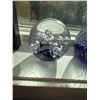Image 2 : Paperweights