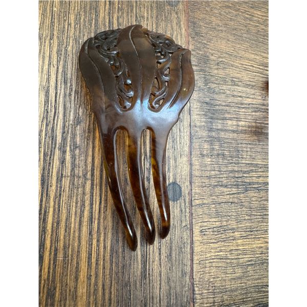 Antique Victorian tortoise shell   hair comb,