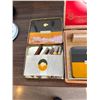 Image 3 : Cigar boxes and cigars