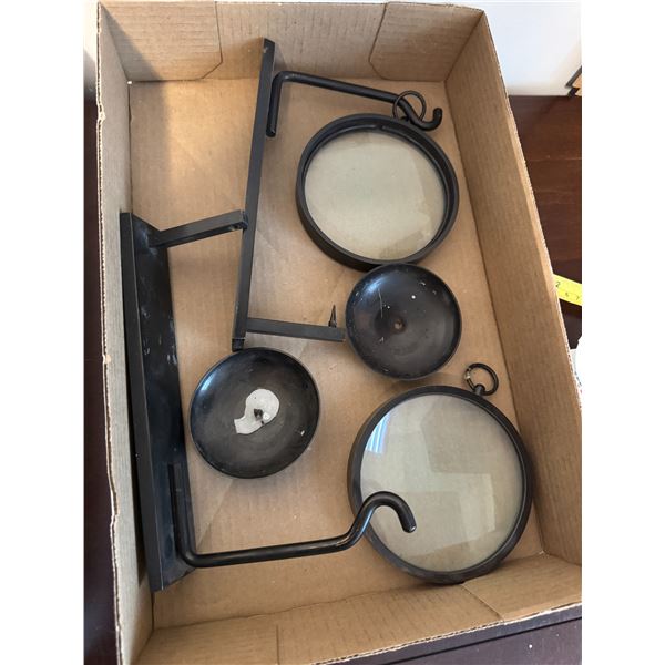 Magnifying candle holders