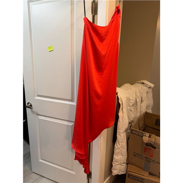 NWT Laundry by Shelli Segal size 4