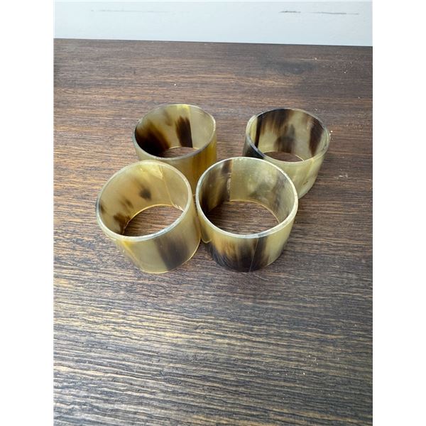 Horn napkin rings