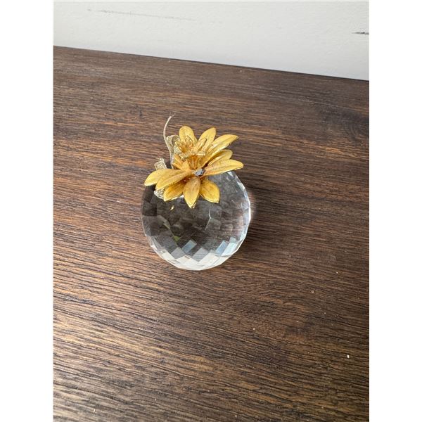 Crystal pineapple
