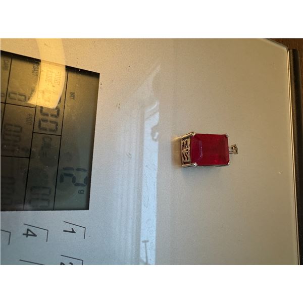 Sterling pendant with gemstone