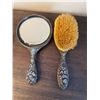Image 3 : Reprousse 1907 Sterling mirror and brush vanity set